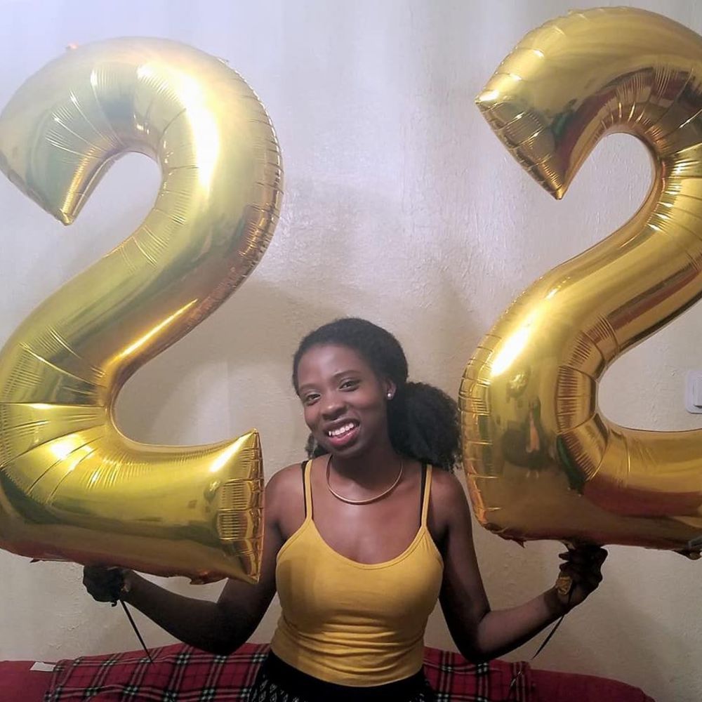 Meet your Posher, Elisa